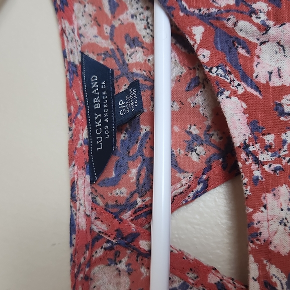 Lucky Brand Flowy Sleeved Top w/ keyhole back - Picture 3 of 5